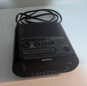 Sony ICF-C218 Dream Machine Clock Radio (Black)